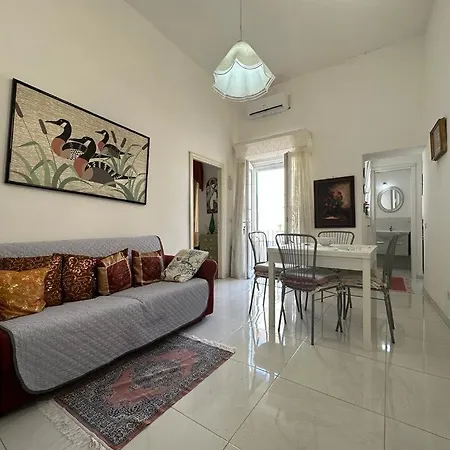 شقة Piazzetta House كابري