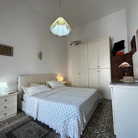 Apartment Piazzetta House *