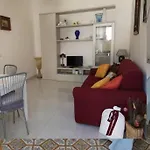 Апартаменты Piazzetta House Капри